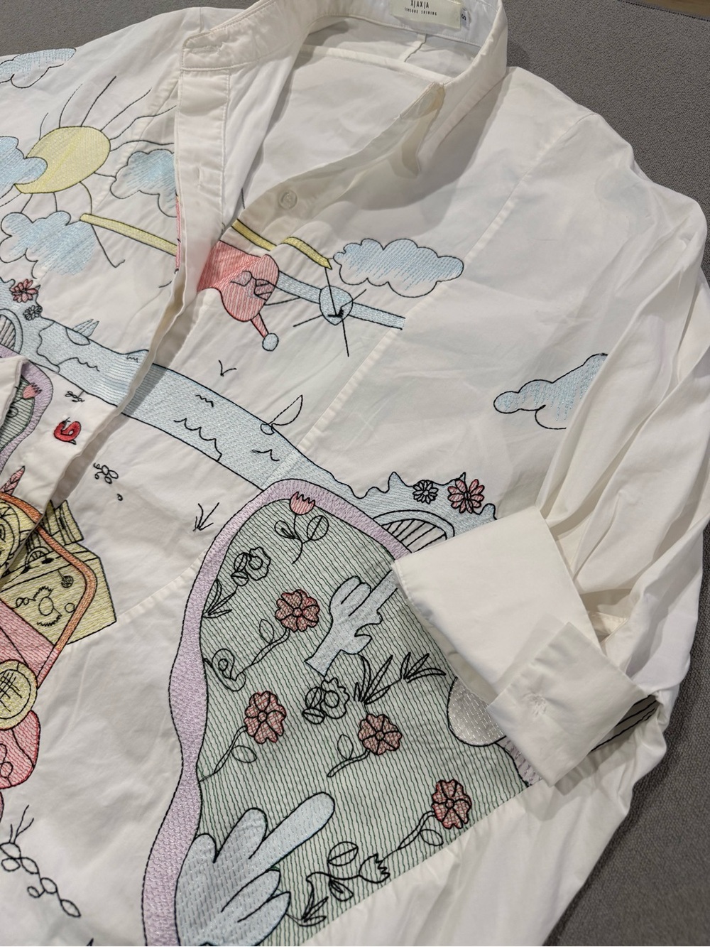 Eisle White Embroidered Desert Landscape Oversized Button Down Shirt - Picture 6 of 13